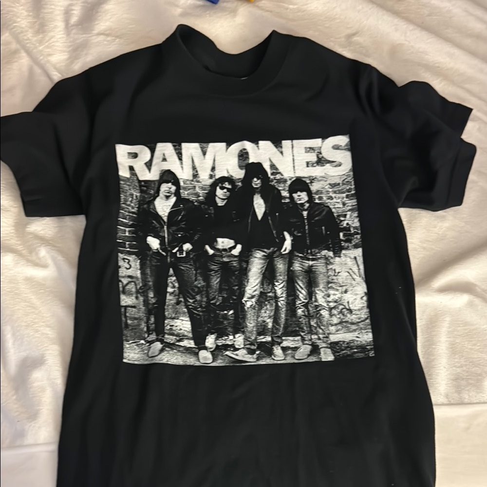 Black Ramones Graphic T-Shirt